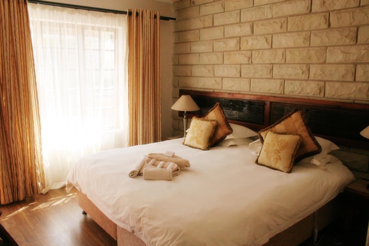 Imperani Guesthouse Ficksburg Bagian luar foto
